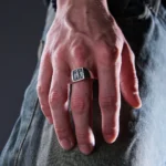 Kuurth Vitruvian Man Gold Ring D